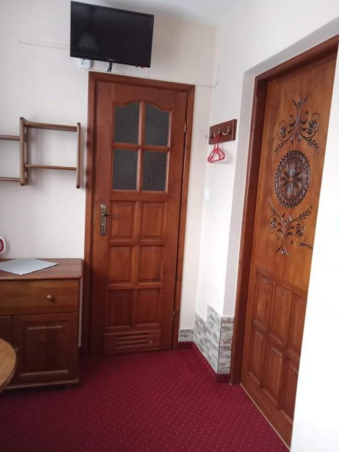 Pokoje Goscinne U Bronka Ciche Małe Exterior foto
