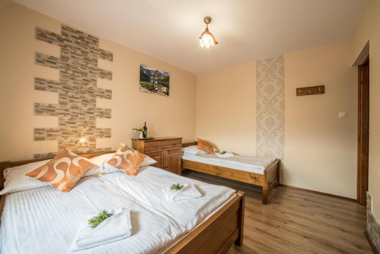Pokoje Goscinne U Bronka Ciche Małe Exterior foto